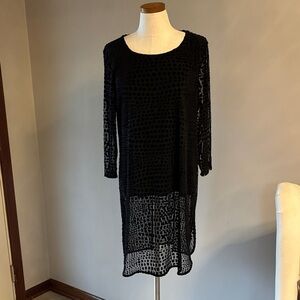 Alfani Black mesh velvet dots Long Textured tunic top 3/4 slv round neck evening